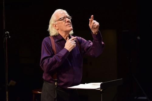 Robert Aitken conducting