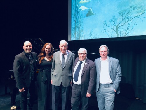 Carl Philippe Gionet, Christina R. Haldane, Seán Haldane, David Jaeger C. M., David Cameron on stage in Belfast 2019